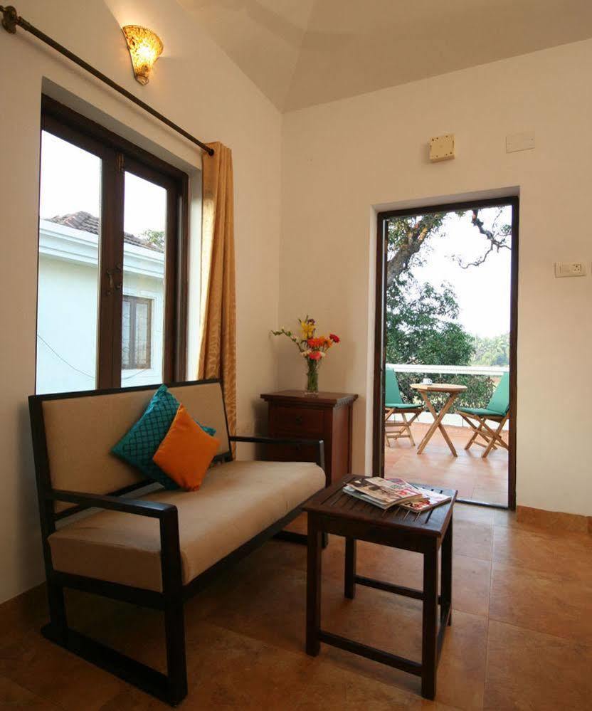 White Square Nirvana, Parra Mapusa Exterior foto